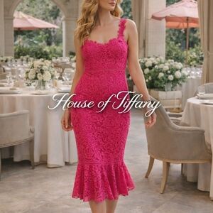 NWT Bebe Lace Flounce Midi Dress Fuchsia